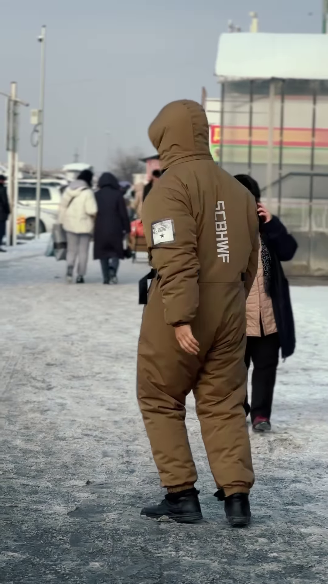 Premium Insulated Thermal Flight Suit - Full-Body Windproof Winter Jumpsuit for Extreme Cold