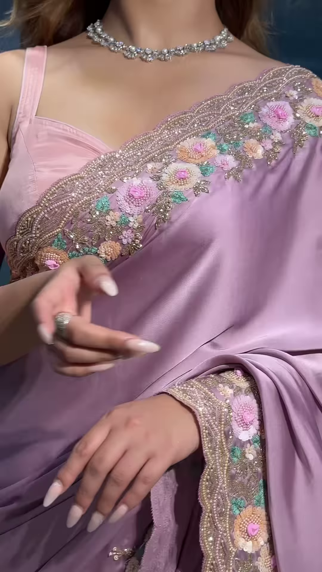 Elegant Lavender Silk Saree with Hand-Embroidered Floral Scalloped Border
