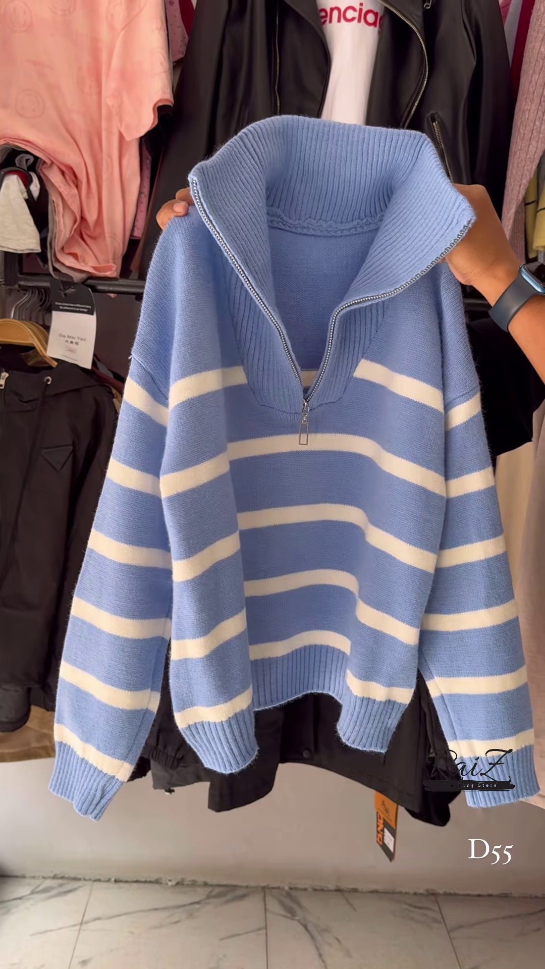 Red and White Striped Half-Zip Knit Sweater with Oversized Collar - Trendy Winter Streetwear