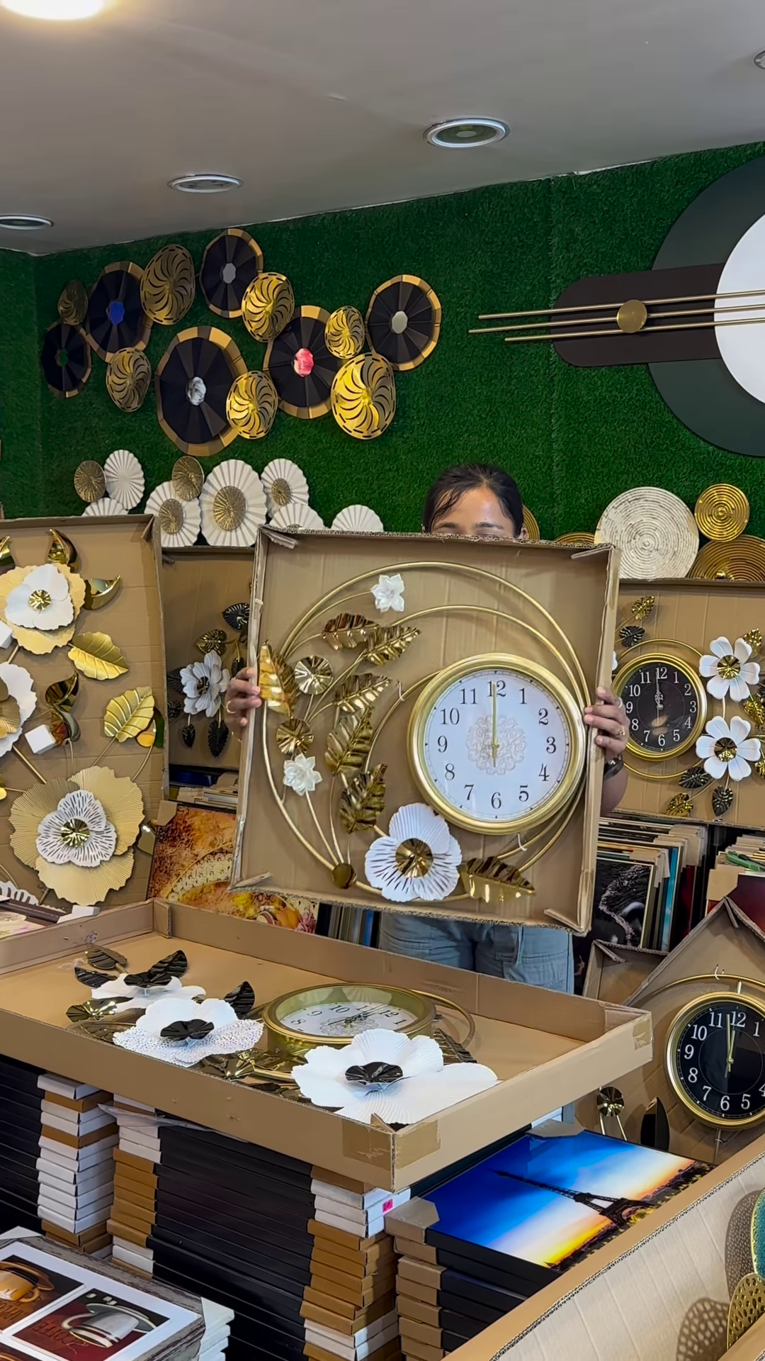 Luxury Large-Scale Floral Wall Clock with Gold and Silver Leaf Accents – Designer Home Decor Statement Piece
