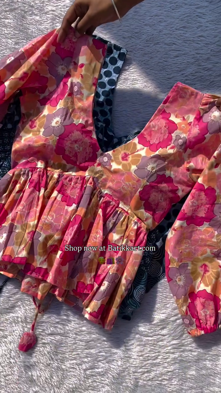 Vibrant Red and White Ikat Print Cotton Dress with Puff Sleeves and Flared Boho Silhouette