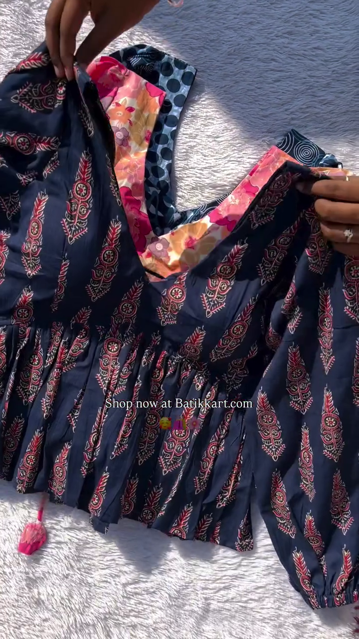 Vibrant Red and White Ikat Print Cotton Dress with Puff Sleeves and Flared Boho Silhouette