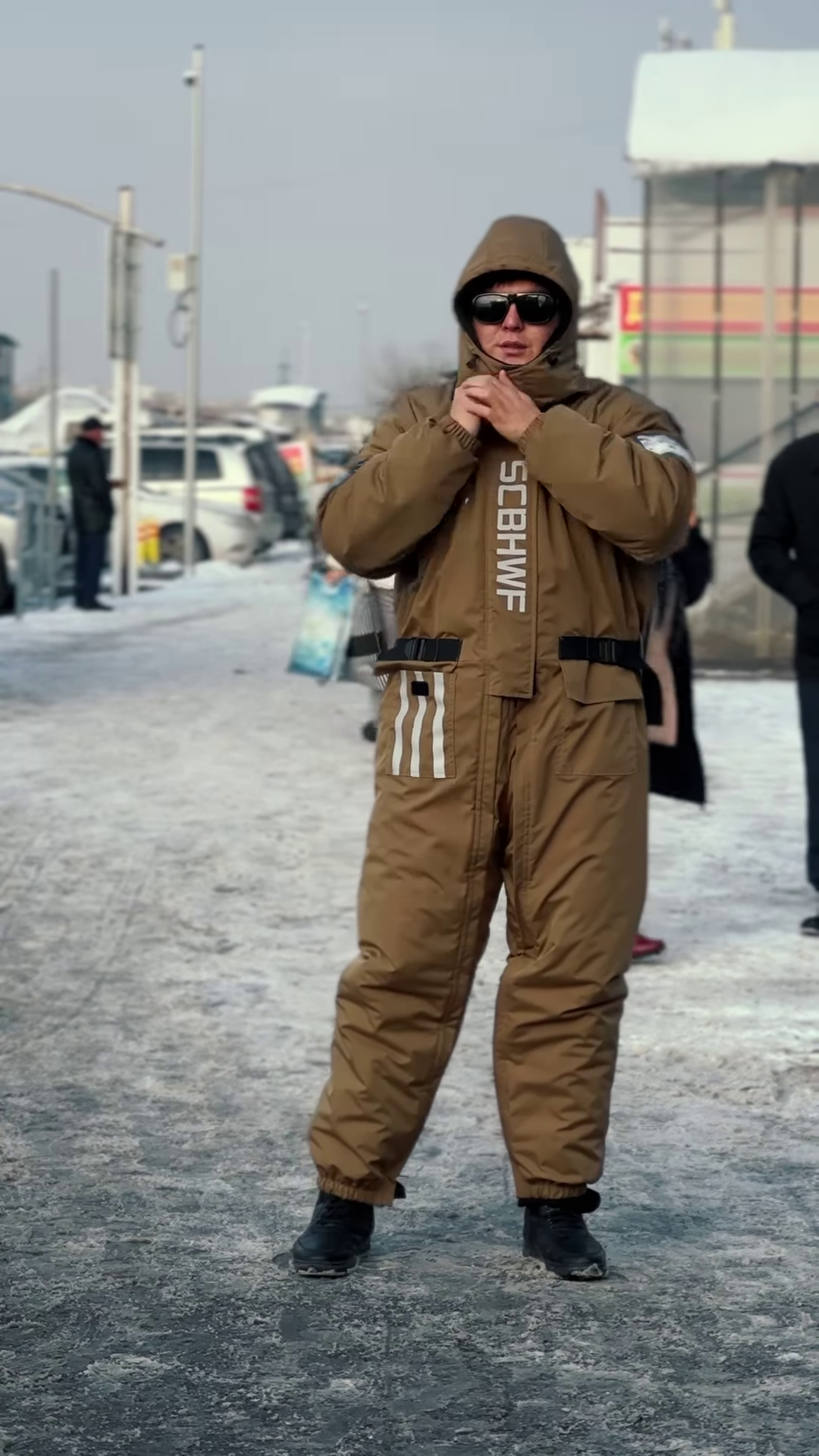 Premium Insulated Thermal Flight Suit - Full-Body Windproof Winter Jumpsuit for Extreme Cold